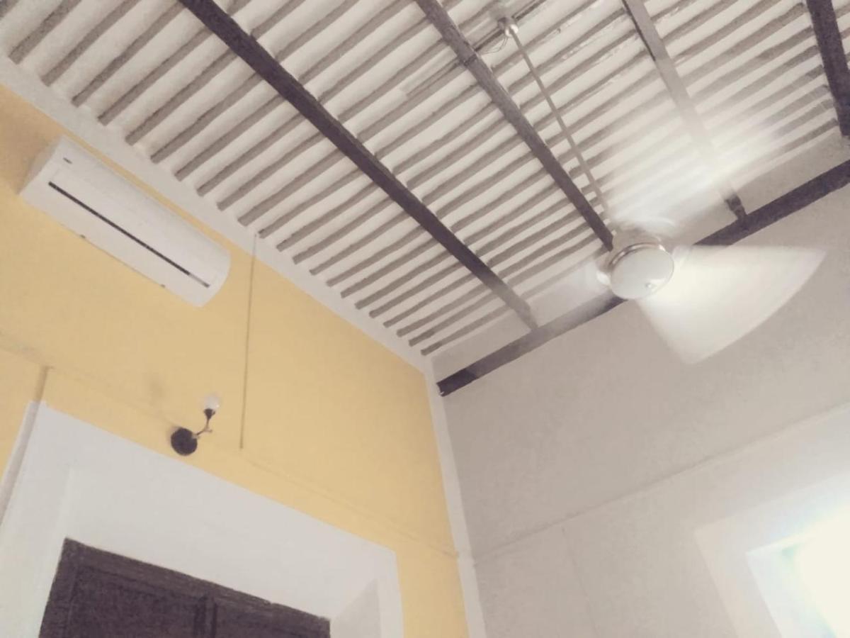 Hostal La 59 Mérida Zewnętrze zdjęcie